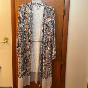 Logo by Lori Goldstein QVC lightweight cardigan size medium